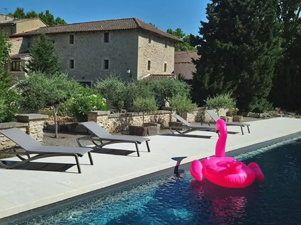 ***** Bed & Breakfast Le Mas Vieux Graveson France